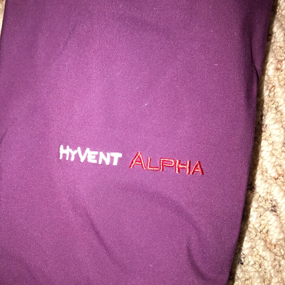 Women’s North Face Summit Series Winter Jacket - Picture 4 of 8